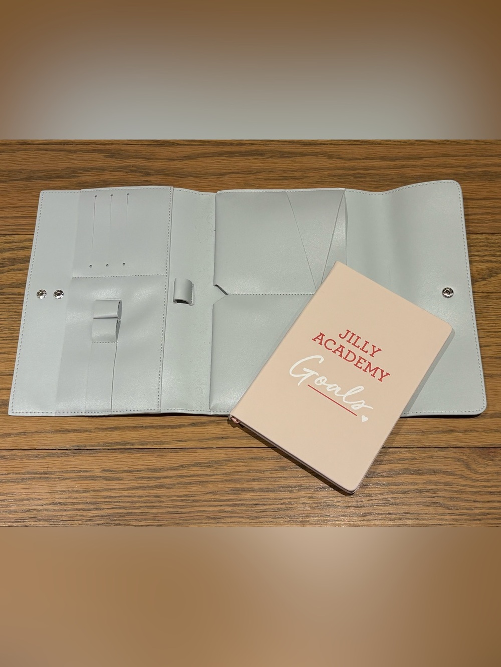 Jilly Box Jilly Academy glass ladder & co grey tech sleeve and notebook bundle
